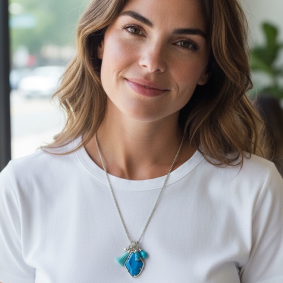 Kendra Scott Jewelry - Kendra Scott nwt Hailey energetic blue vivid dye aqua howlite charm necklace